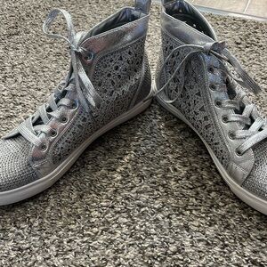 Cut out rhinestone high top sneakers